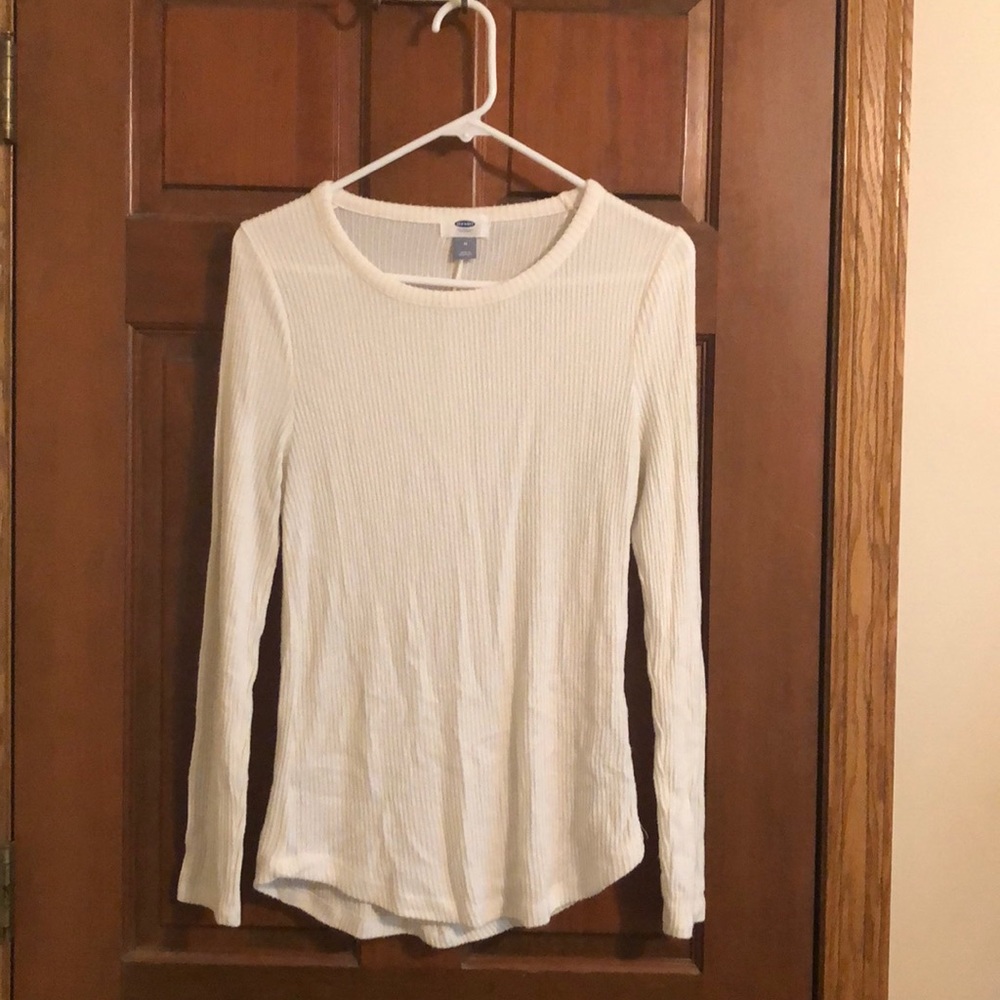 Long sleeve shirt.